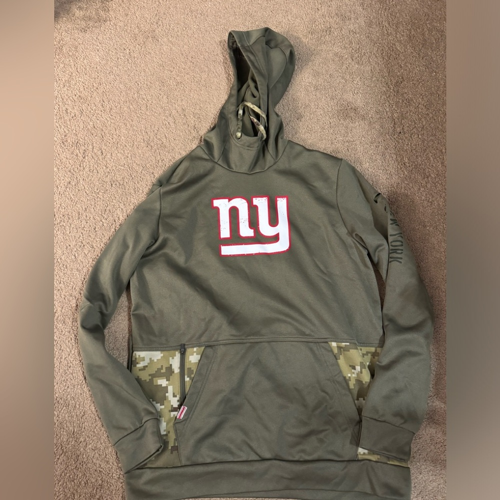Giants Nike Salute to Service hoodie